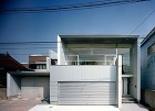 Crevasse : インナーガレージに...