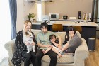 子どもたちと愛犬と、のびのび暮らす。いつでも家族が繋がっていられる家
