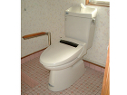 鹿児島市のトイレリフォーム施工事例｜Ｎ様邸｜介護特殊用具の補助金を利用したトイレリフォーム【リビングプラザ滝の神】鹿児島市・リフォーム・塗装・外構・造園