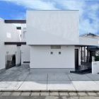 自然光が降りそそぐ中庭のある家 | 建築... 変形敷地を利用した解放感溢れる家