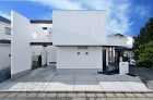 変形敷地を利用した解放感溢れる家 | 建... 東村山の家 外観｜白い家｜箱型