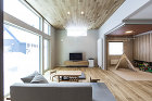 木の雰囲気がオシャレな　天井の高い家【ア... https://www.1480.jp/works/assets_c/2020/08/galnewhouse22_05-thumb-1050xauto-587.jpg