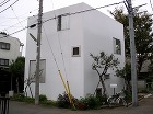 梅林の家−妹島和世　House in a... http://uratti.web.fc2.com/architecture/sejima/plumgrovehouse3.jpg