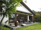 旧飯箸邸（ドメイヌ・ドゥ・ミクニ）−坂倉... http://uratti.web.fc2.com/architecture/sakakura/iibashihouse3.jpg