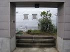 南湖の家−坂本一成　House in N... http://uratti.web.fc2.com/architecture/sakamotokazunari/houseinnago2.jpg
