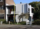 シュレーダー邸−ヘリット・トーマス・リー... http://uratti.web.fc2.com/architecture/rietveld/shroder4.jpg