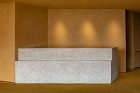 ビールストーン - 玉石を混ぜた施工例 ... 松坂屋カウンターに施工したビールストーン