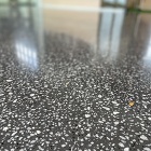 テラクリスタ入りのビールストーン床