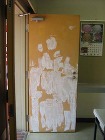 ドア塗装など塗り替え施工例：No8 埼玉... ドア 下地補修：パテ