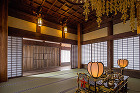 成田山新勝寺 旧本堂薬師堂 | 建築作品... 内陣から外陣を見る