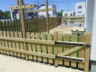 木製フェンス＆扉｜工事案内　北海道 札幌... cgi-bin2/cms/public/photo/p2189-386873.jpg