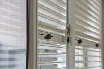 不二サッシ セフティルーバーWINDOW