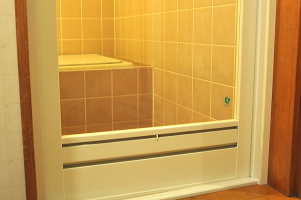 ユニットバス 浴室折戸 浴室ドア カバー工法 交換修理