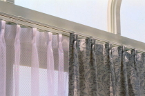 ルームトラス,サンルーム,リクシル,カーテンレール,