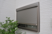 東京都小金井市 文化シャッター マドマスターリード取付工事 