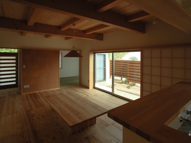 光の家(安曇野市)?居間・食堂?和室