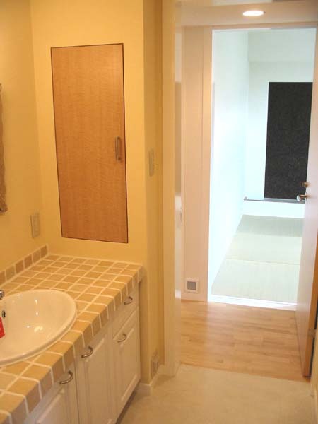 BATH-LAVATORY-12