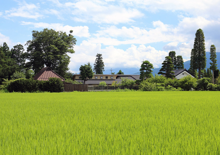 尾日向辰文建築設計事務所の実例集／みっつ...
