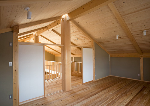 伝統構法で造る土壁の家