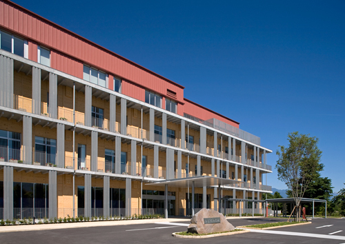 安曇野市庁舎／尾日向辰文建築設計事務所の...