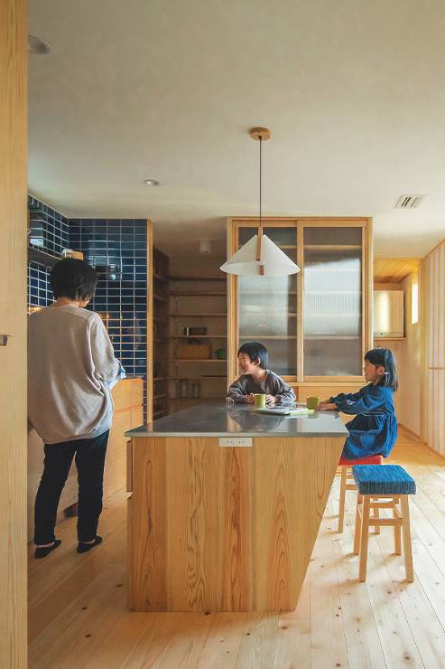 滋賀で自然素材を使って木の家の注文住宅を...