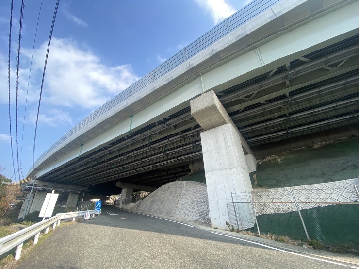 関門自動車道（特定更新等）本町高架橋（上り線）床版取替工事