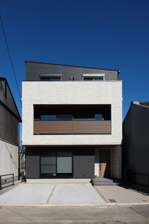 2世帯では飽き足らない3世帯住宅でも機能充実！スタイリッシュは変わりなし 画像