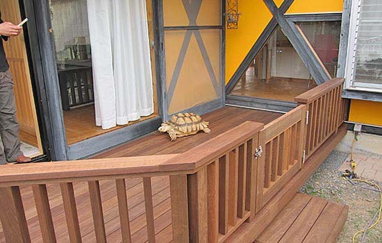 かめさんのためのウッドデッキ１