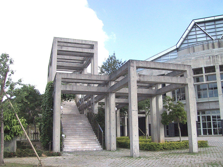 浦添市立体育館 | 株式会社 エー・アー...