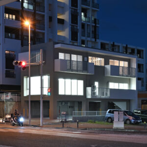 真嘉比 House with shop ...