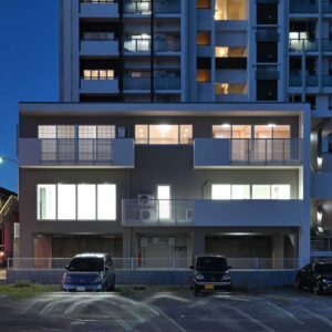 真嘉比 House with shop ...