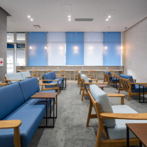 沖縄トヨタ自動車株式会社 トヨタウン美浜...