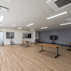 沖縄トヨタ自動車株式会社 トヨタウン美浜...