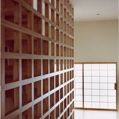 Mr-residence 2002 - ...
