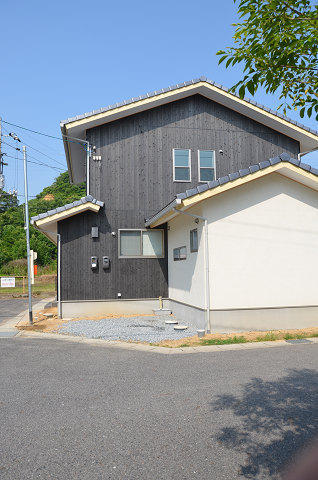 玉島乙島の二世帯住宅 ヴァンクス１級建築...