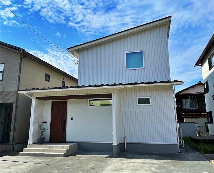 #308 Sim-house - CON...