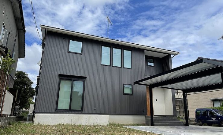 #258 Mym-house - CON...