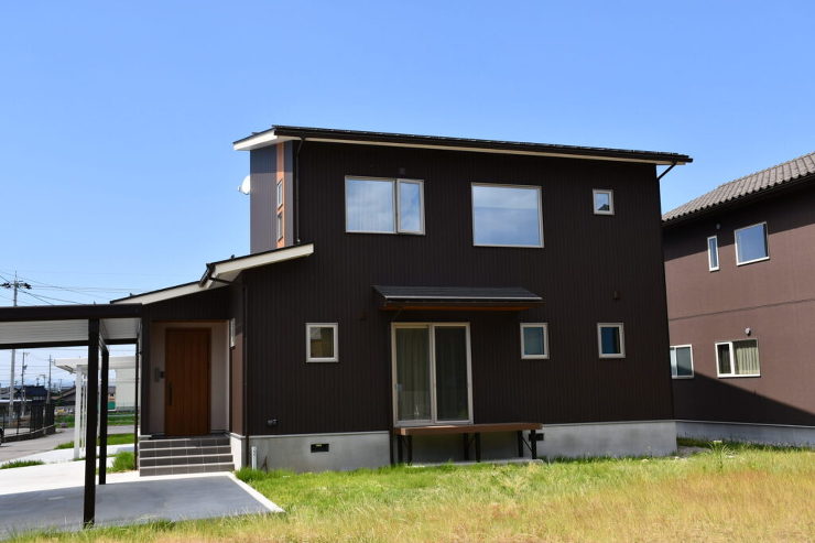 #183 Tun-house - CON...