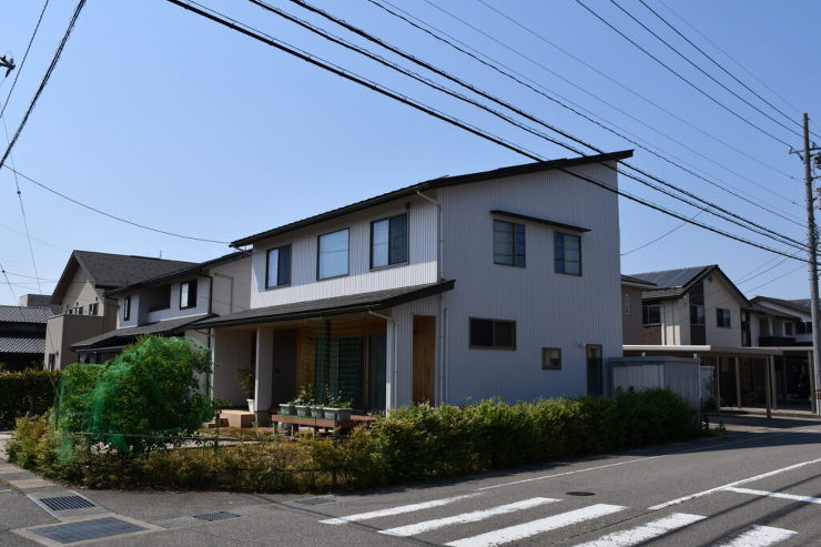 #064 Kwt-House - CON...
