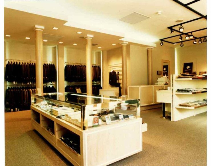 NINARICCI （紳士服店）