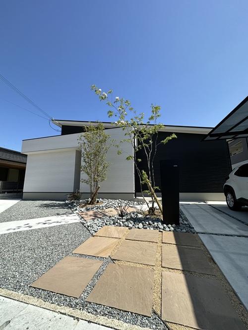 ファサード＆アプローチ施工例 by CO-DE GREEN