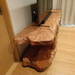 銘木の一枚板にこだわる鳳山堂のページ