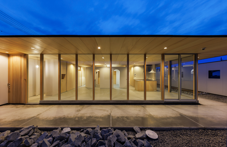 徳島市の家-ｙ+ｍ design off...