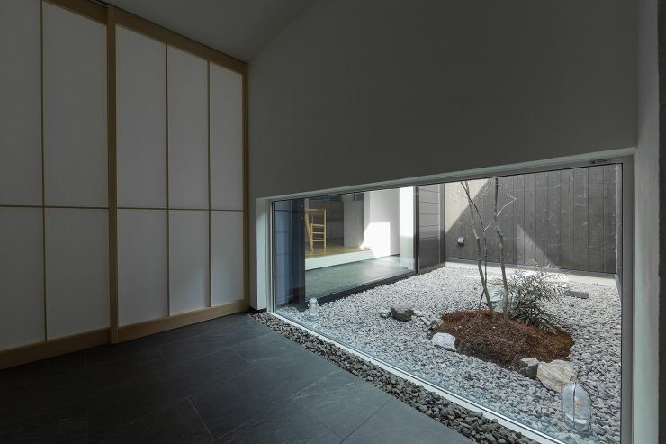 上八万町O様邸-Less is desi...