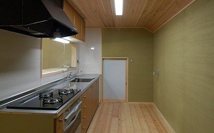 写真：対面式キッチンにリフォーム