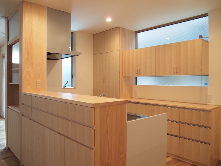 都市の木の家 - 木の家(木造)・自然素...