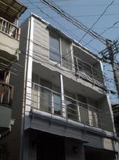 大阪の透ける階段の住宅の設計