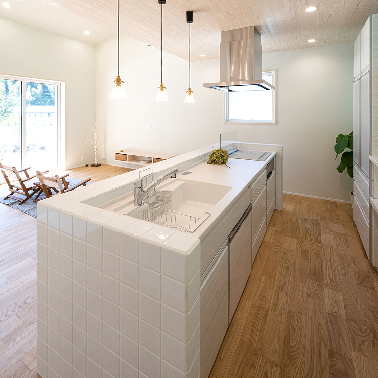 愛媛県　某邸 | 施工例 | 無垢フロー...