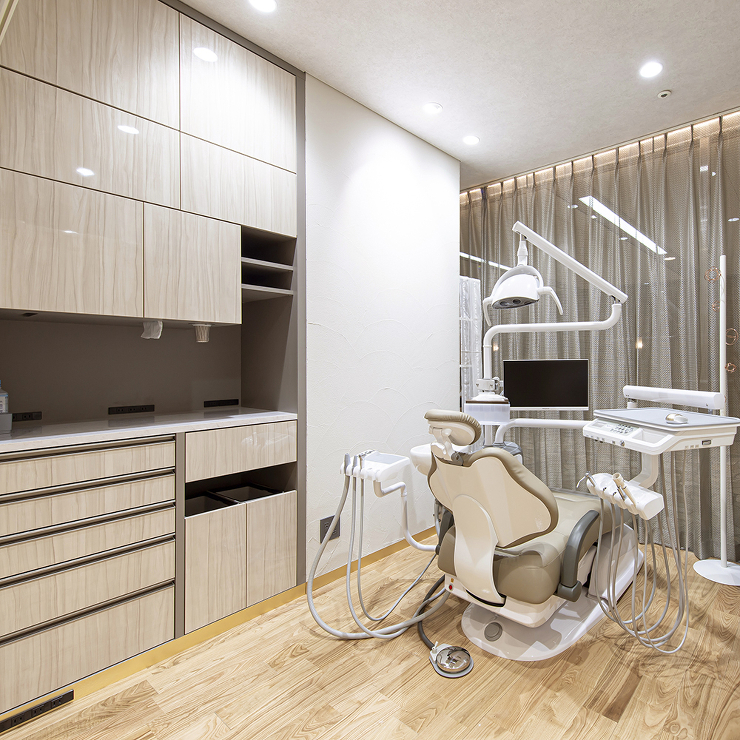 東京都　大西歯科 | 施工例 | 無垢フ...