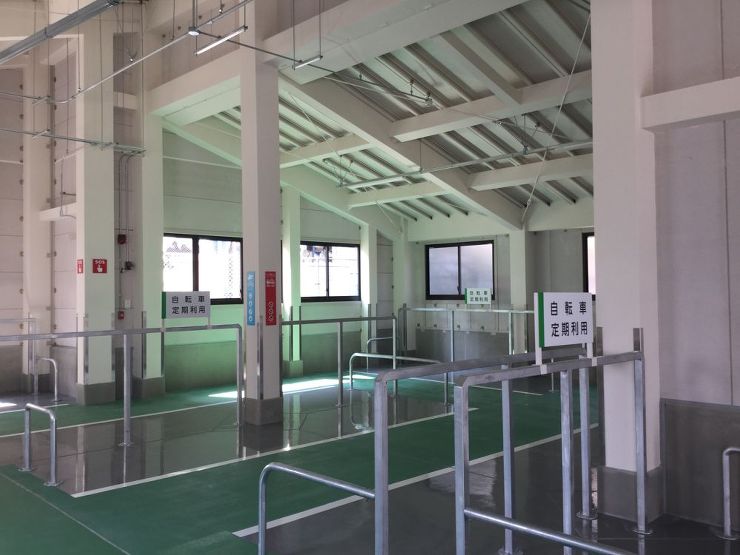 寒川駅北口自転車等駐車場・公衆トイレ複合...